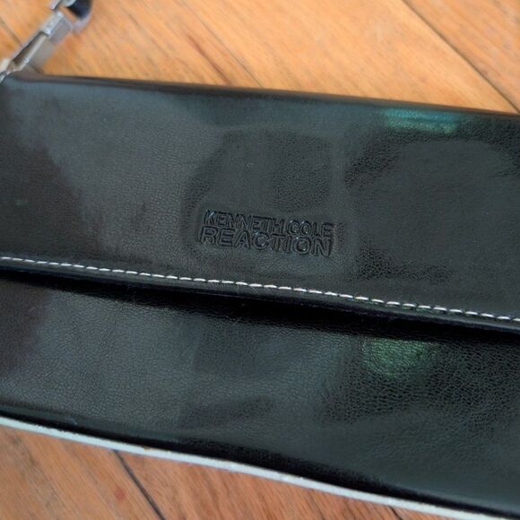 Kenneth Cole Cyber Y2K Black Leather Micro Purse - Picture 6 of 8